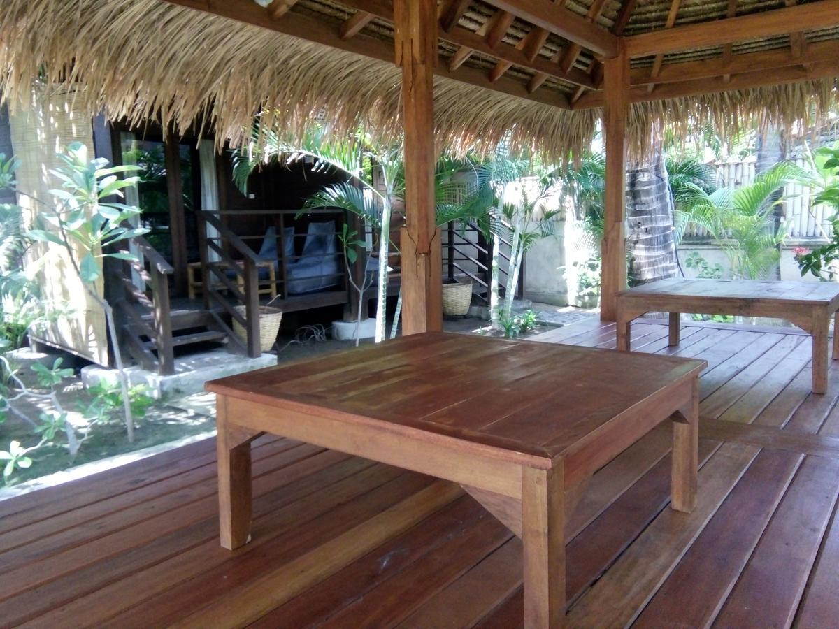 Oceane Paradise Bungalow Τζίλι Τραγουανγκάν Εξωτερικό φωτογραφία