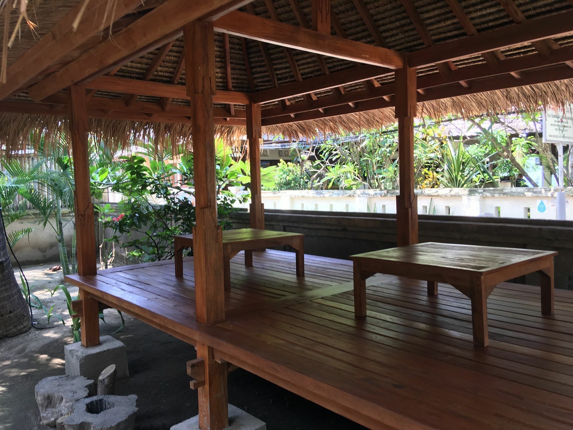 Oceane Paradise Bungalow Τζίλι Τραγουανγκάν Εξωτερικό φωτογραφία